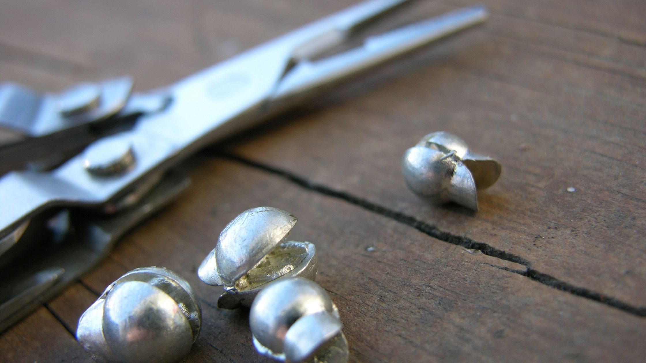 Types of Fishing Sinkers: Split-Shot Fishing Sinkers